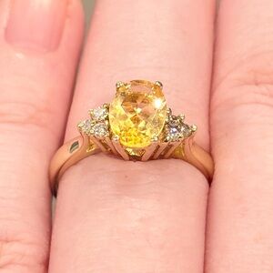 Vintage 14K Citrine Diamond Ring, Light Yellow Oval Solitaire Dainty Size 6.75